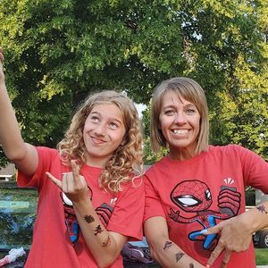 Meet your Posher, Helen